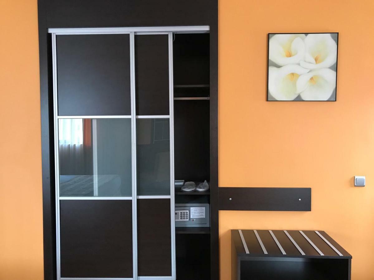 Mim Hotel Istanboel Buitenkant foto